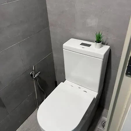 Arte Mont Kiara Elegant Highest Floor Netflix 6Pax Apartment Kuala Lumpur Exterior photo