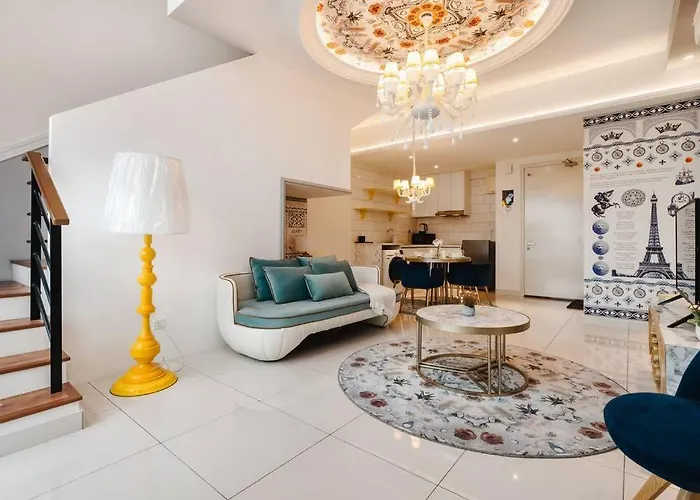 Arte Mont Kiara Elegant Highest Floor Netflix 6Pax