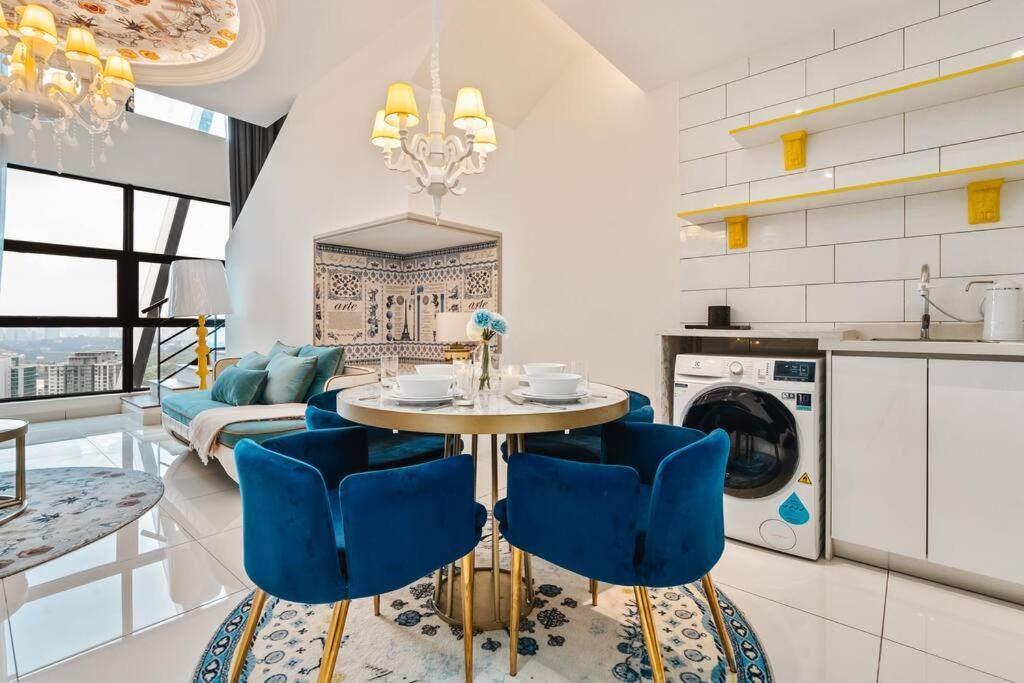 Apartment Arte Mont Kiara Elegant Highest Floor Netflix 6pax