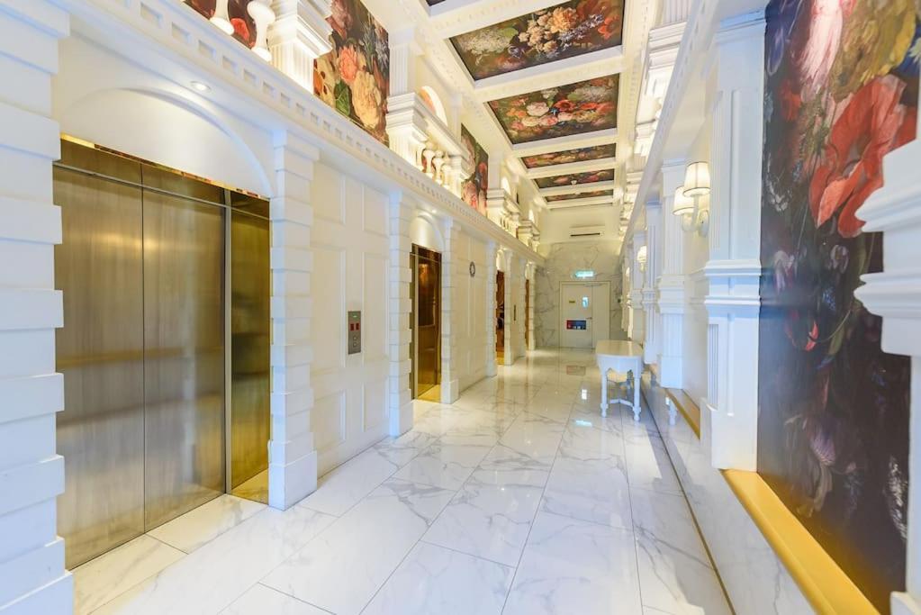 Arte Mont Kiara Elegant Highest Floor Netflix 6pax Kuala Lumpur