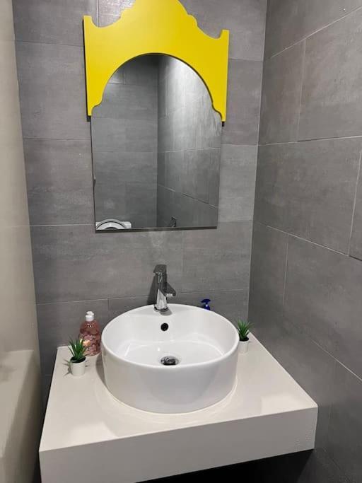 Apartment Arte Mont Kiara Elegant Highest Floor Netflix 6pax *