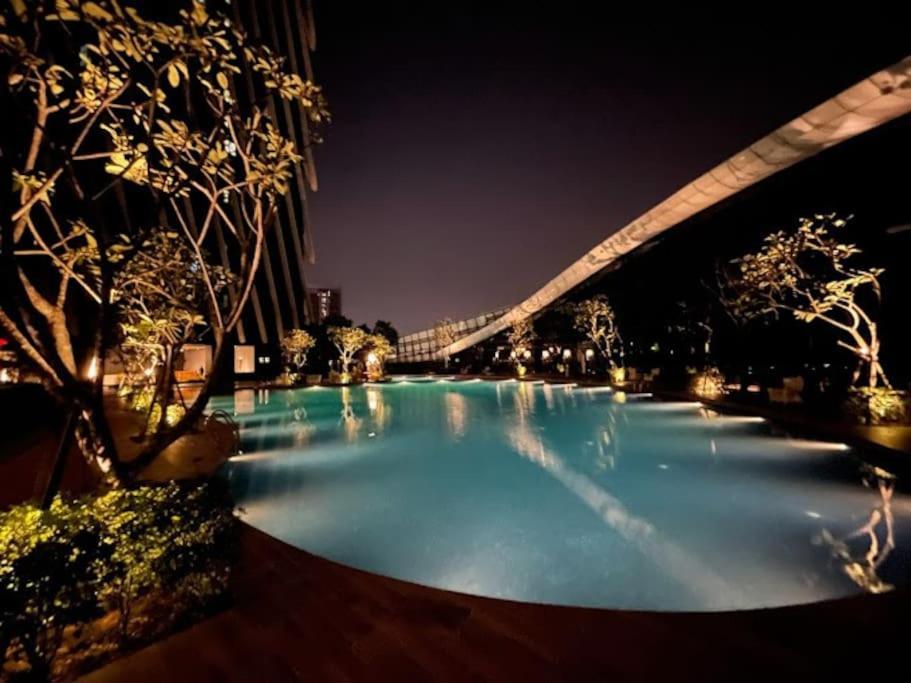 Arte Mont Kiara Elegant Highest Floor Netflix 6pax